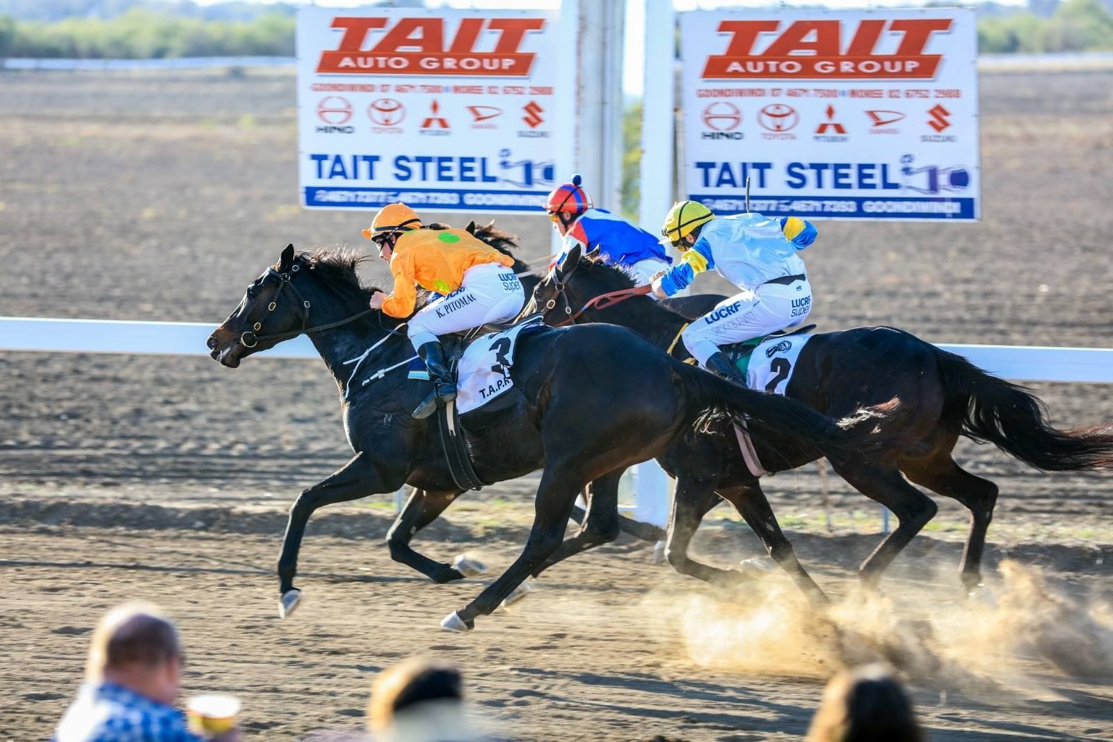 Golden Triangle Picnic Races - Talmoi