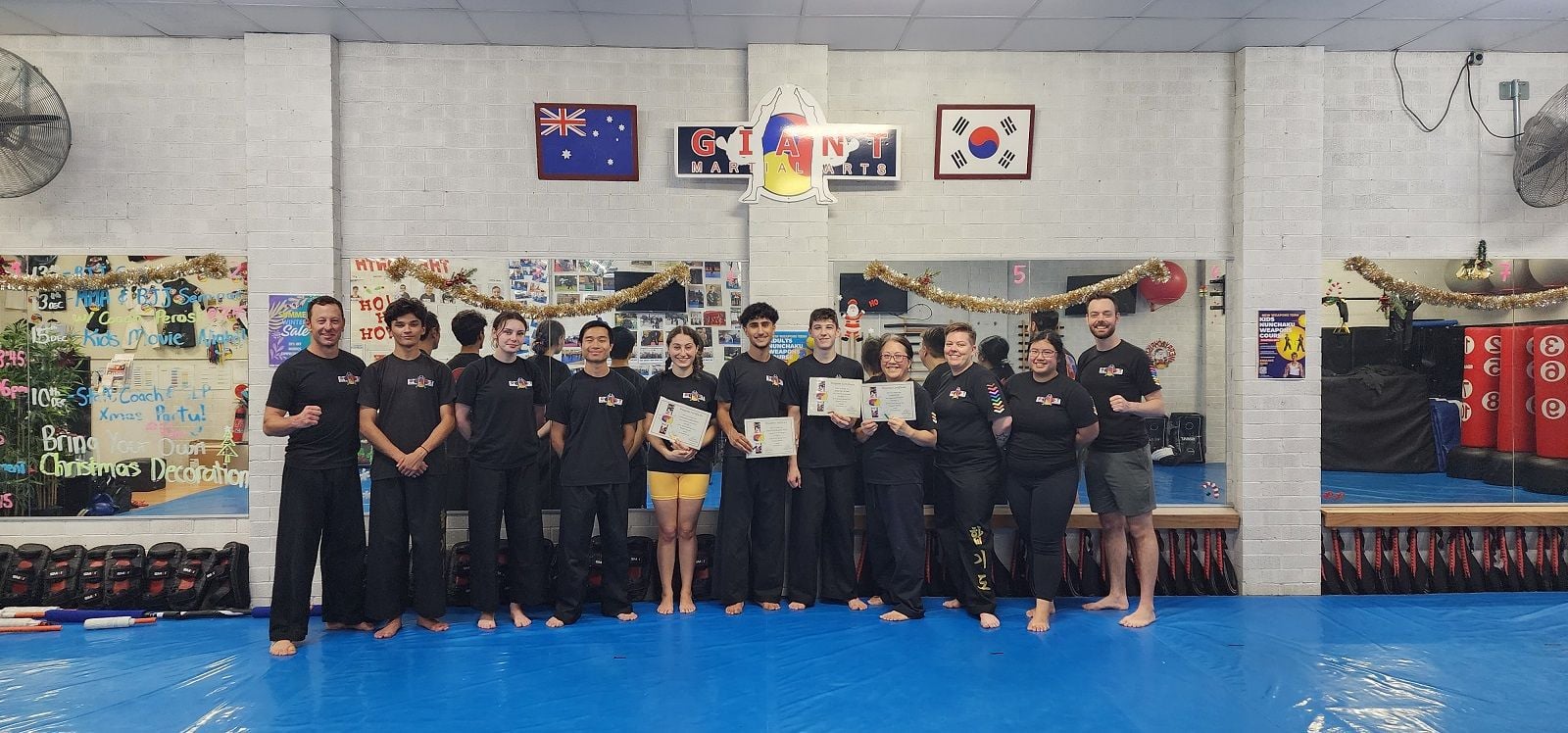 Learn to arrest with a baton and defend against a knife