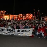santa-claus-christmas-parade-home-of-the-tda-christmas-star-dazzlers Image -5f7f69d3119b2