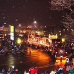 santa-claus-christmas-parade-home-of-the-tda-christmas-star-dazzlers Image -5f7f69d535617