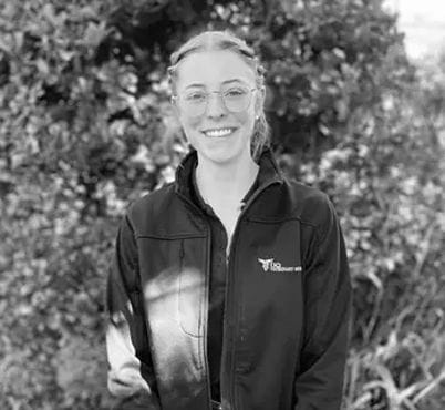 Abbey McHardy, Veterinary Nurse