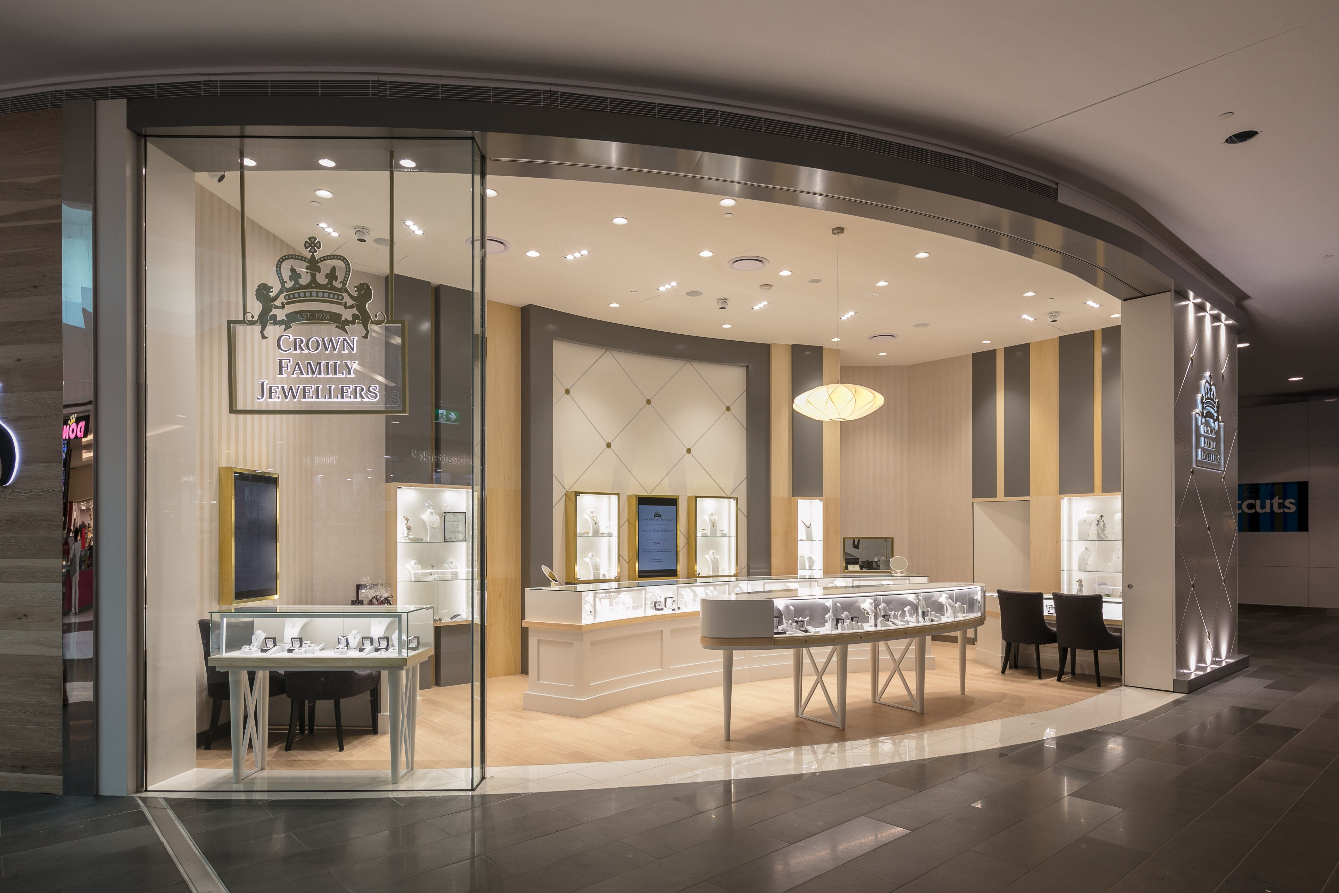 CROWN Image -6552cf7b47195