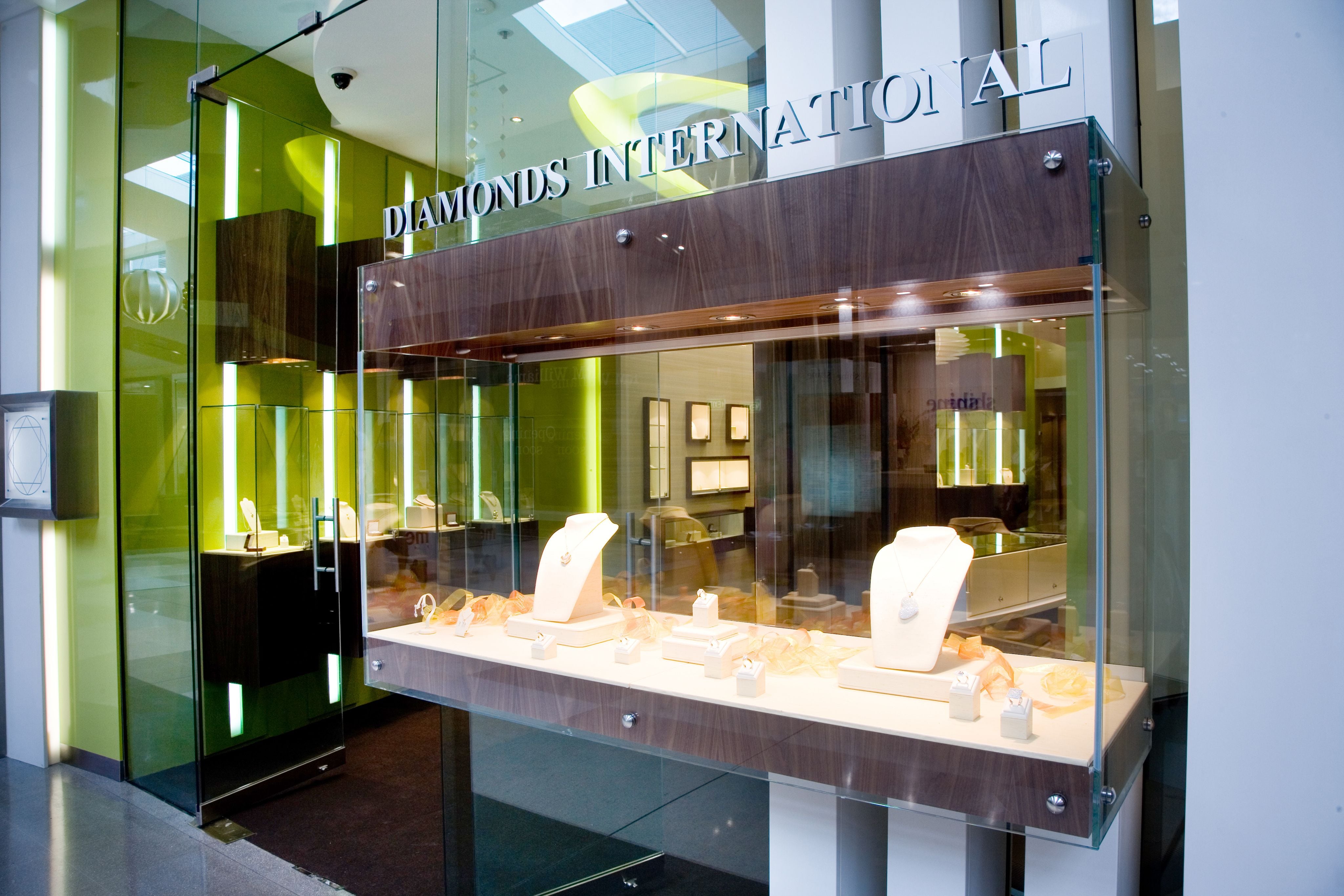 Diamonds Image -6552cfdb15472