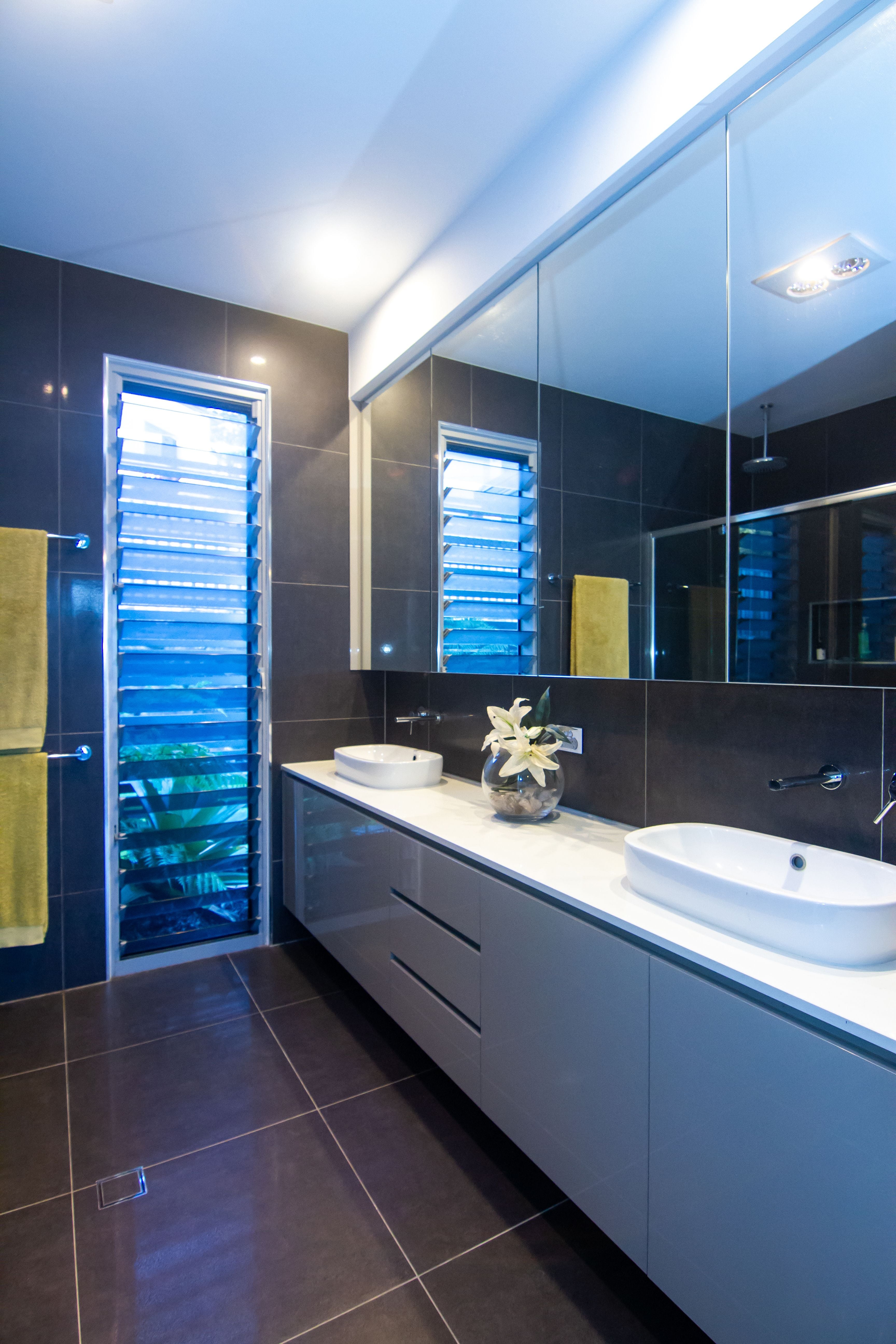 New Home - Daisy Hill Image -5fc983ae93d79