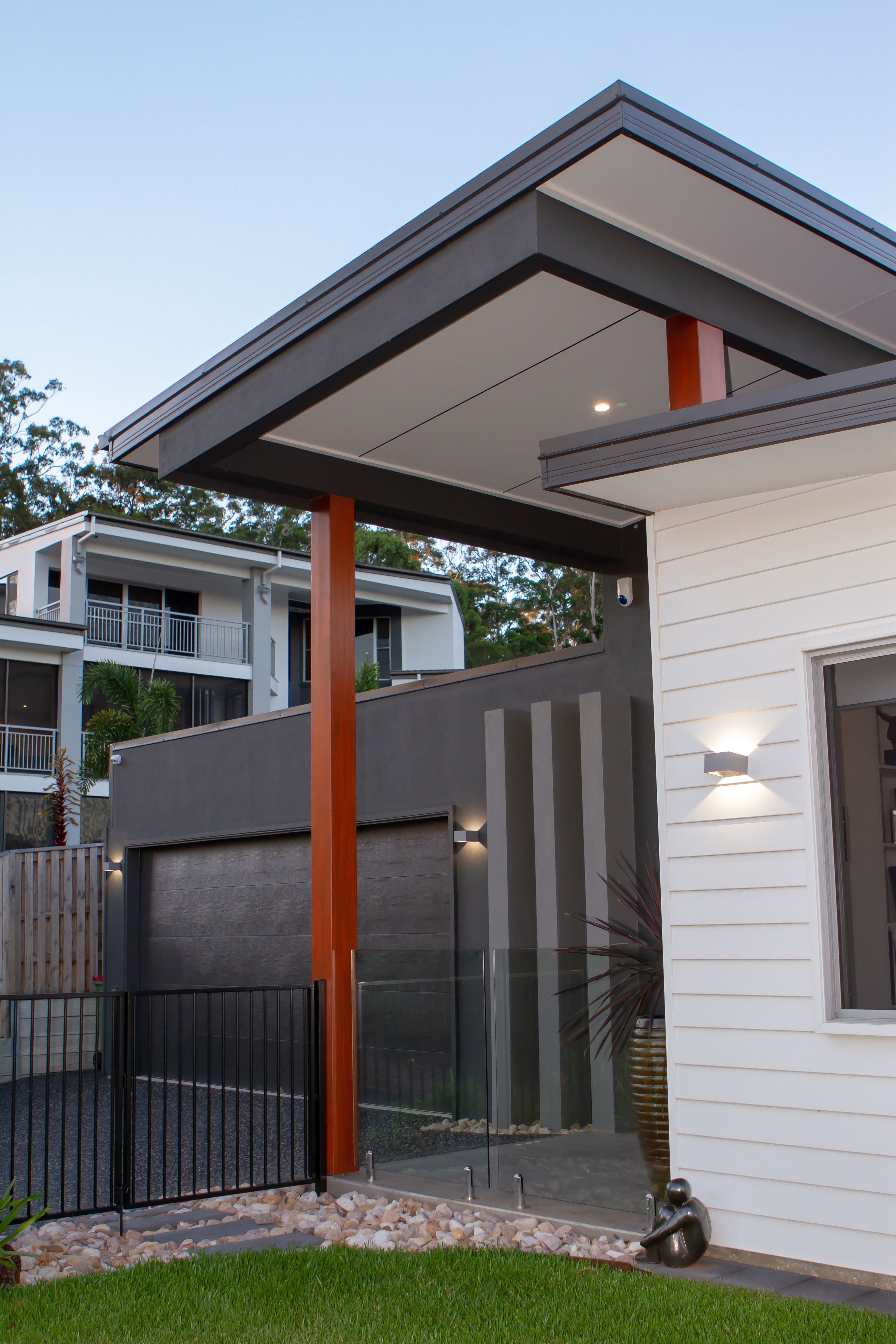 New Home - Daisy Hill Image -5fc983d17da54