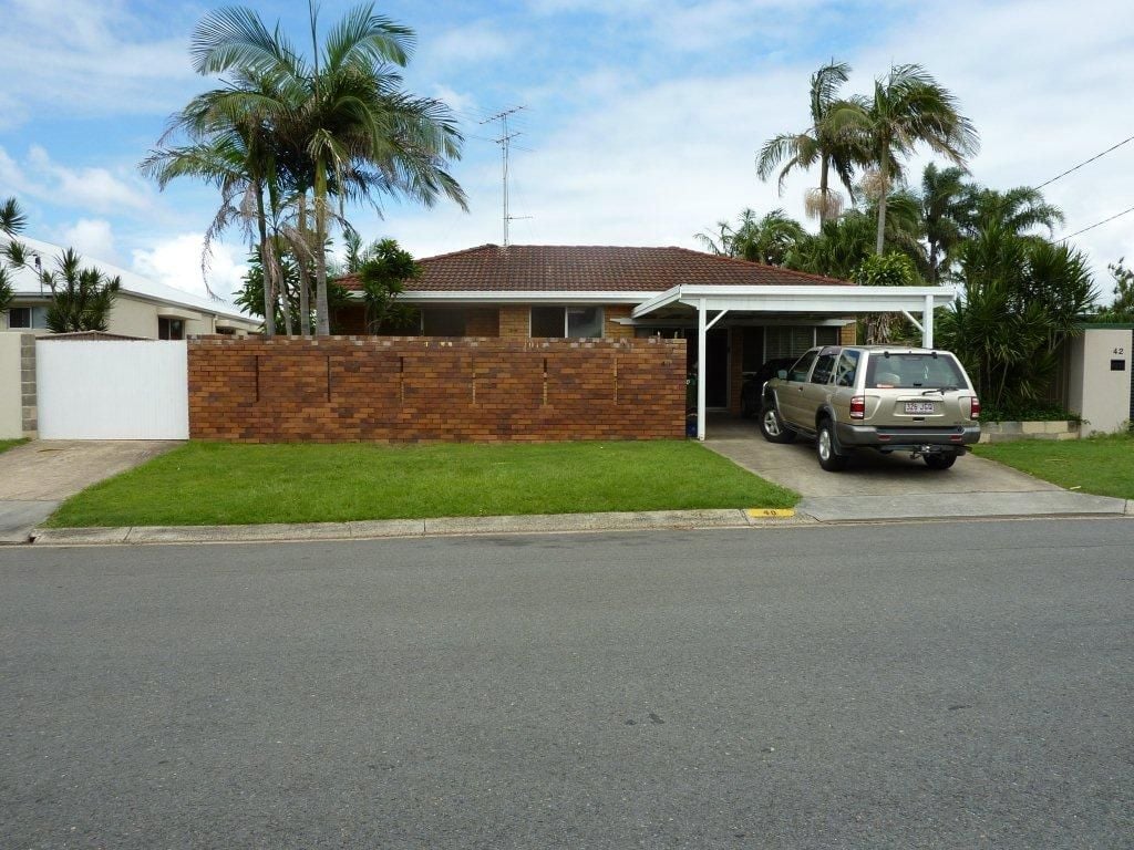 Knock Down & Re-Build - Burleigh Heads Image -5fc9863f34497