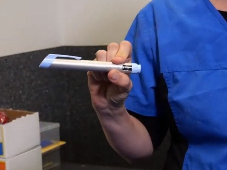 Using an insulin pen for your cat