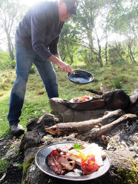 Breakfast on the fire - 4WD Guided Weekend Escapes