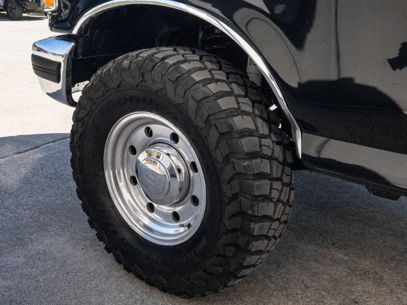 BFGoodrich Mud-Terrain tyre on 1997 Ford F-250