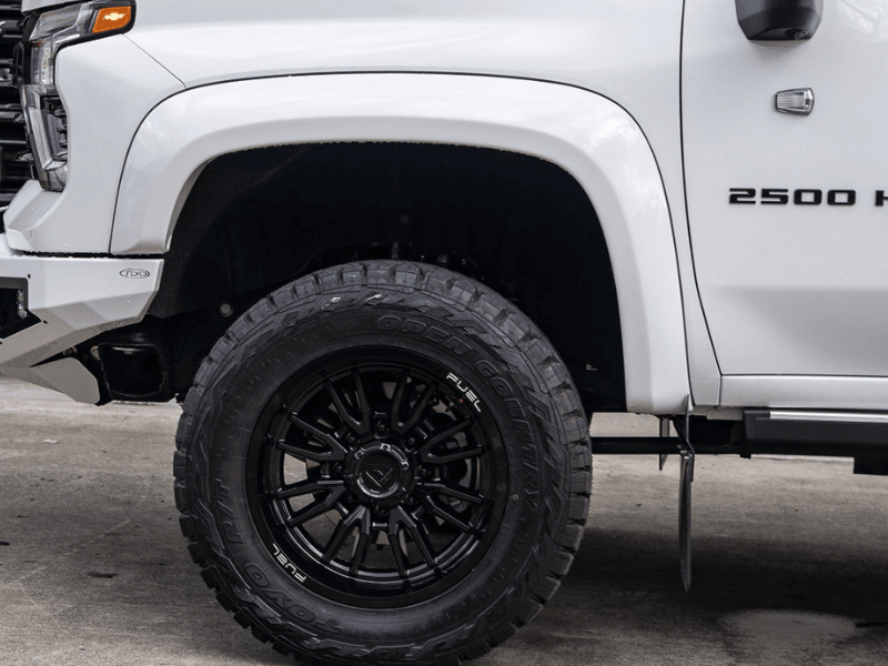 Chevrolet Silverado 2500HD with custom wheel and tyre package