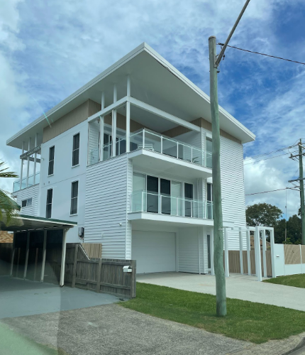 Kingscliff 3 Level Residence with Granny Flat