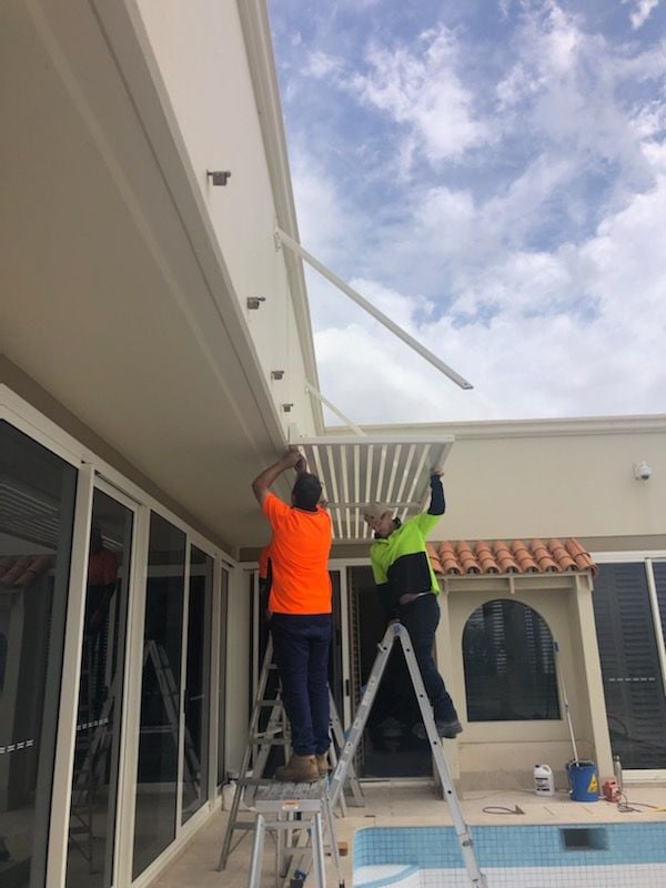 Aluminium Awing Image -622ee36ed30dc