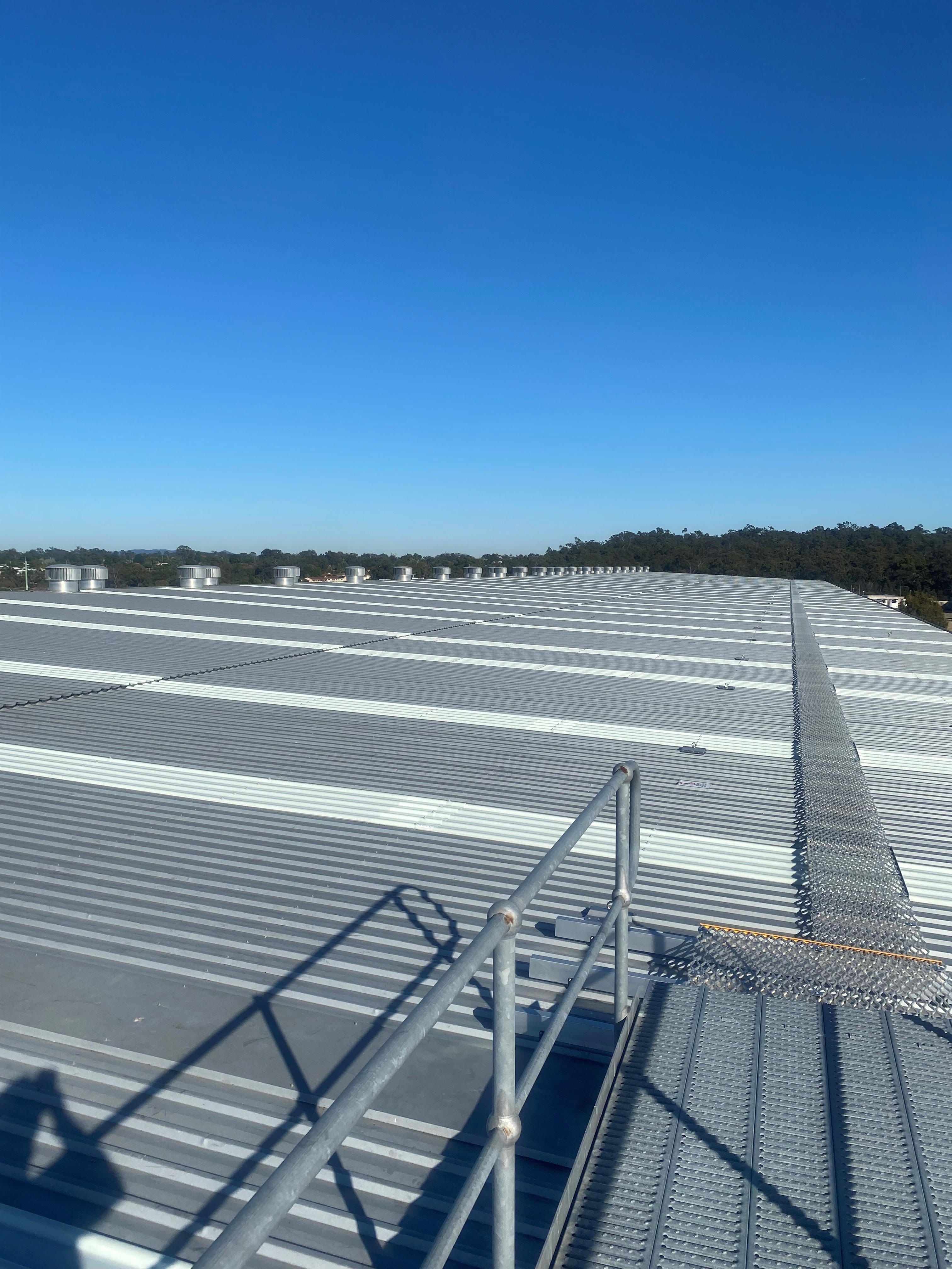Commercial Roofing Image -633e0fcf54891