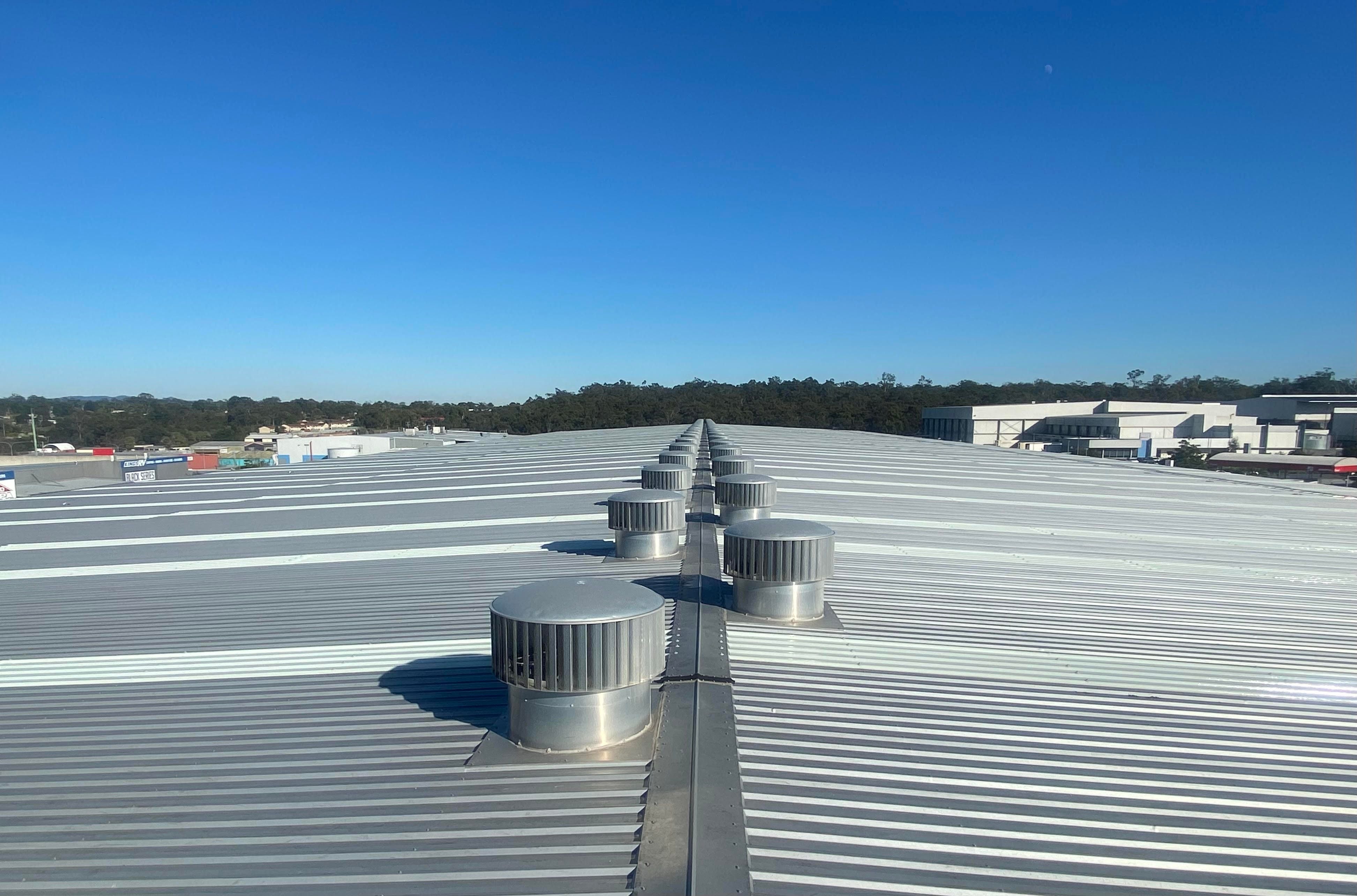 Commercial Roofing Image -633e0fd033361