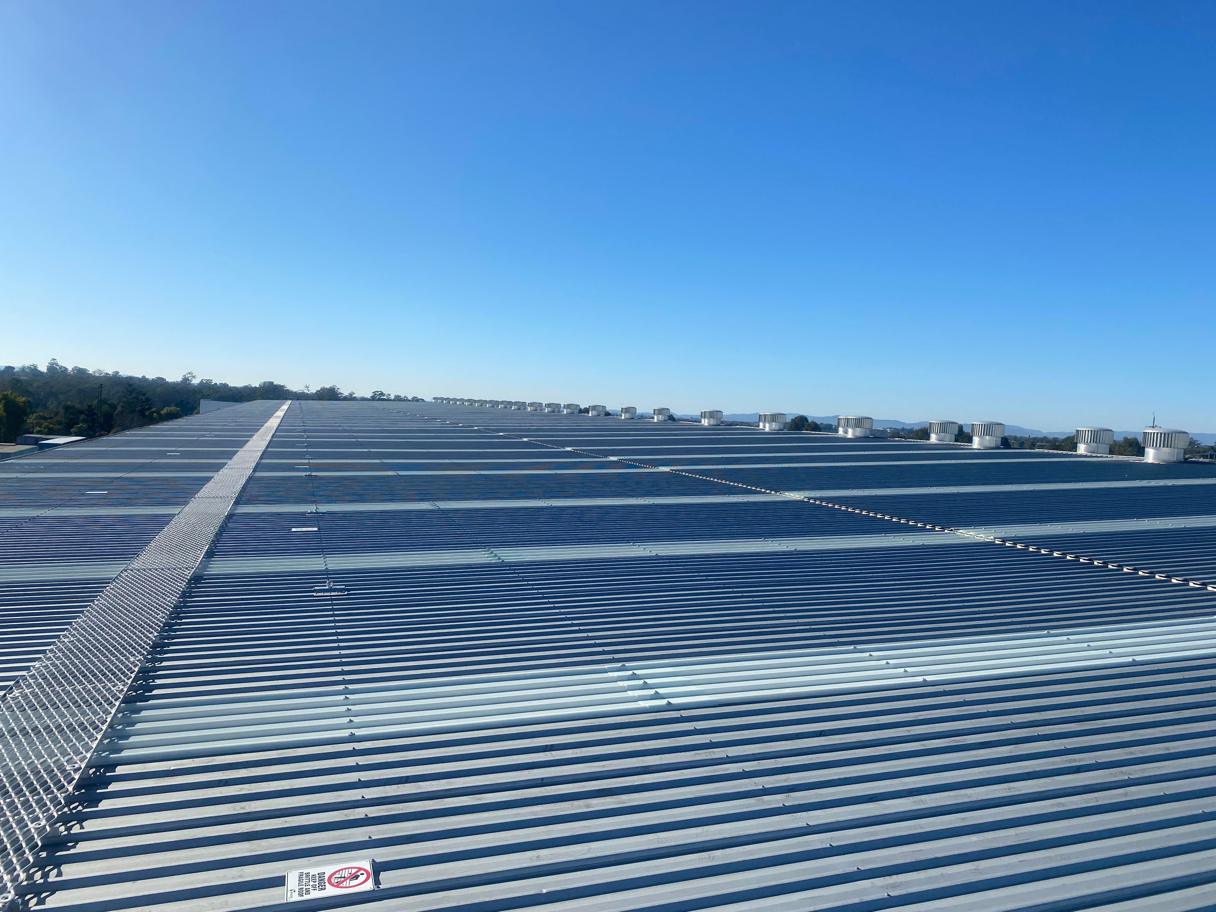 Commercial Roofing Image -633e0fd1c6ef5