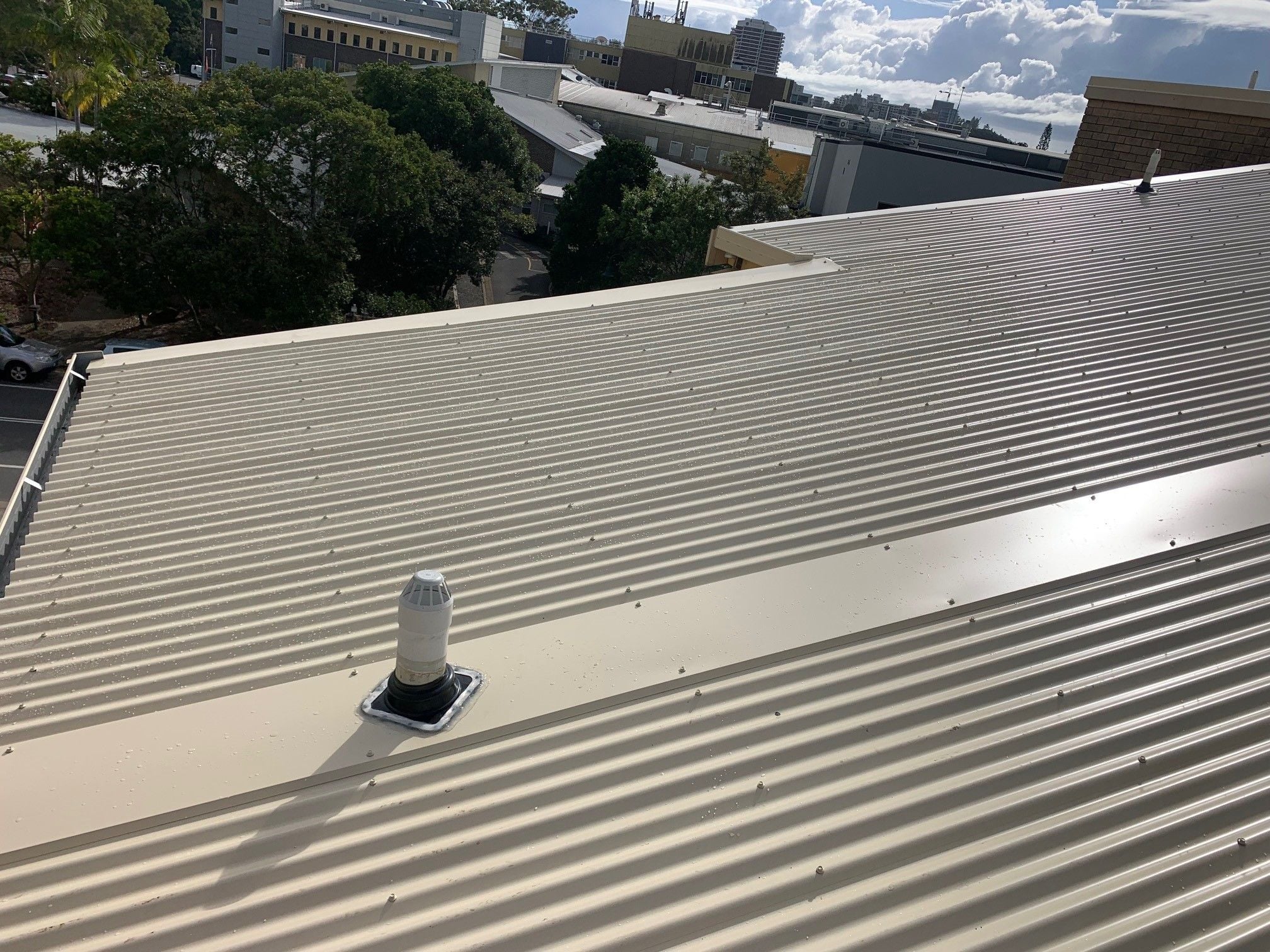 Decramastic Tile Roof to a Colorbond Image -64daf7f54e6e2