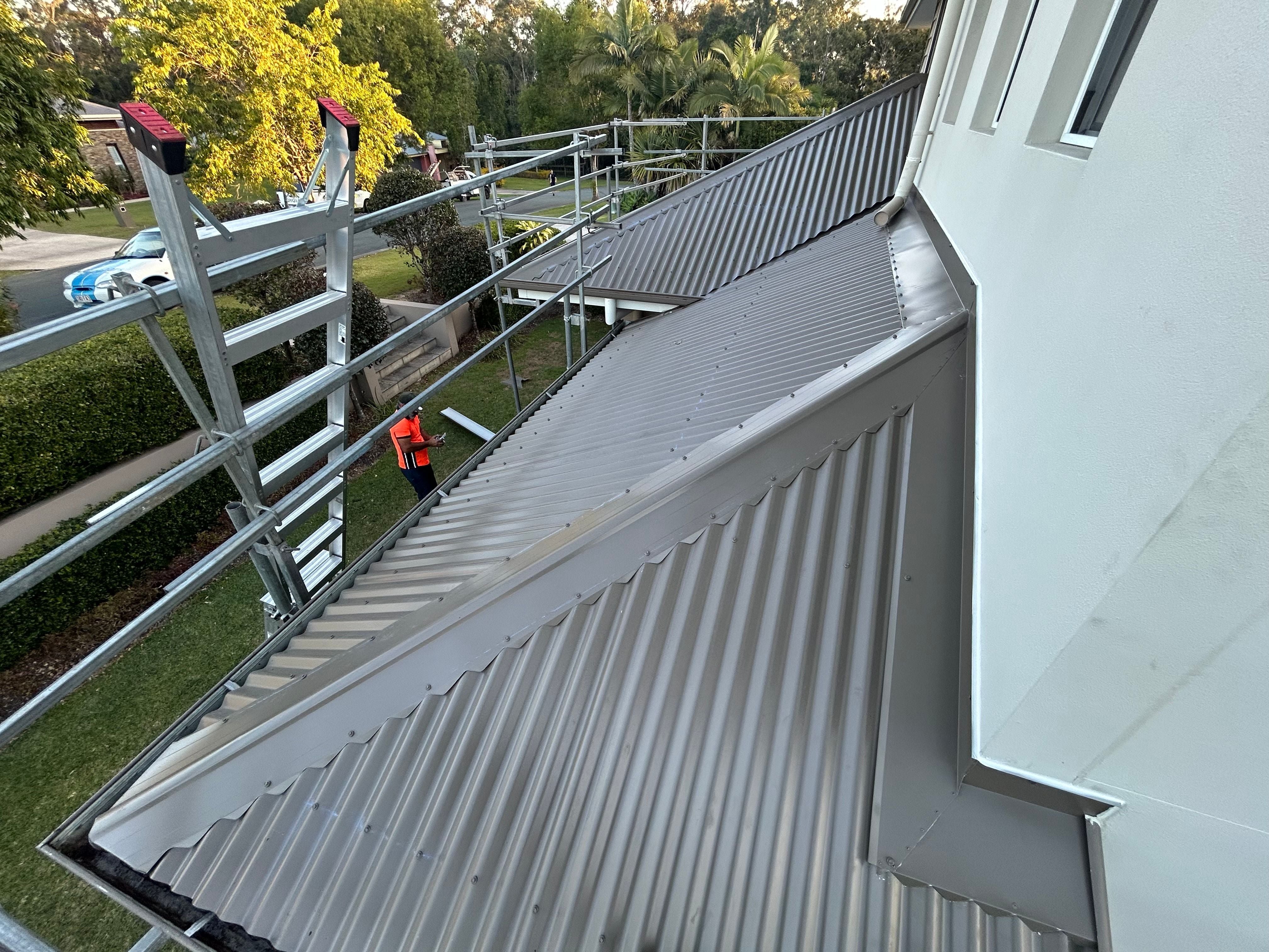 New Roof - Christmas Storms Image -66ecddbe4df04