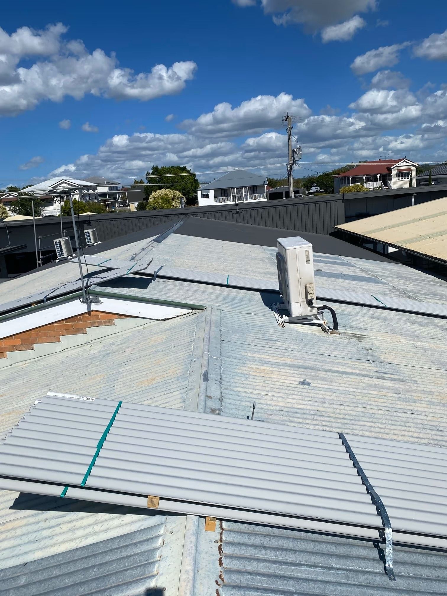 Booval Primary School Image -69aa5efe9412a