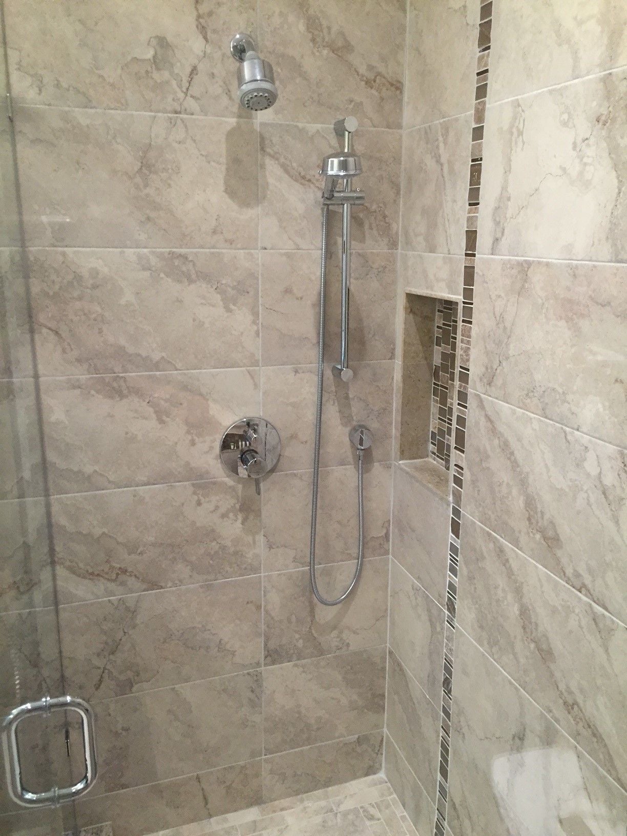 Tile Image -63568fd267d72