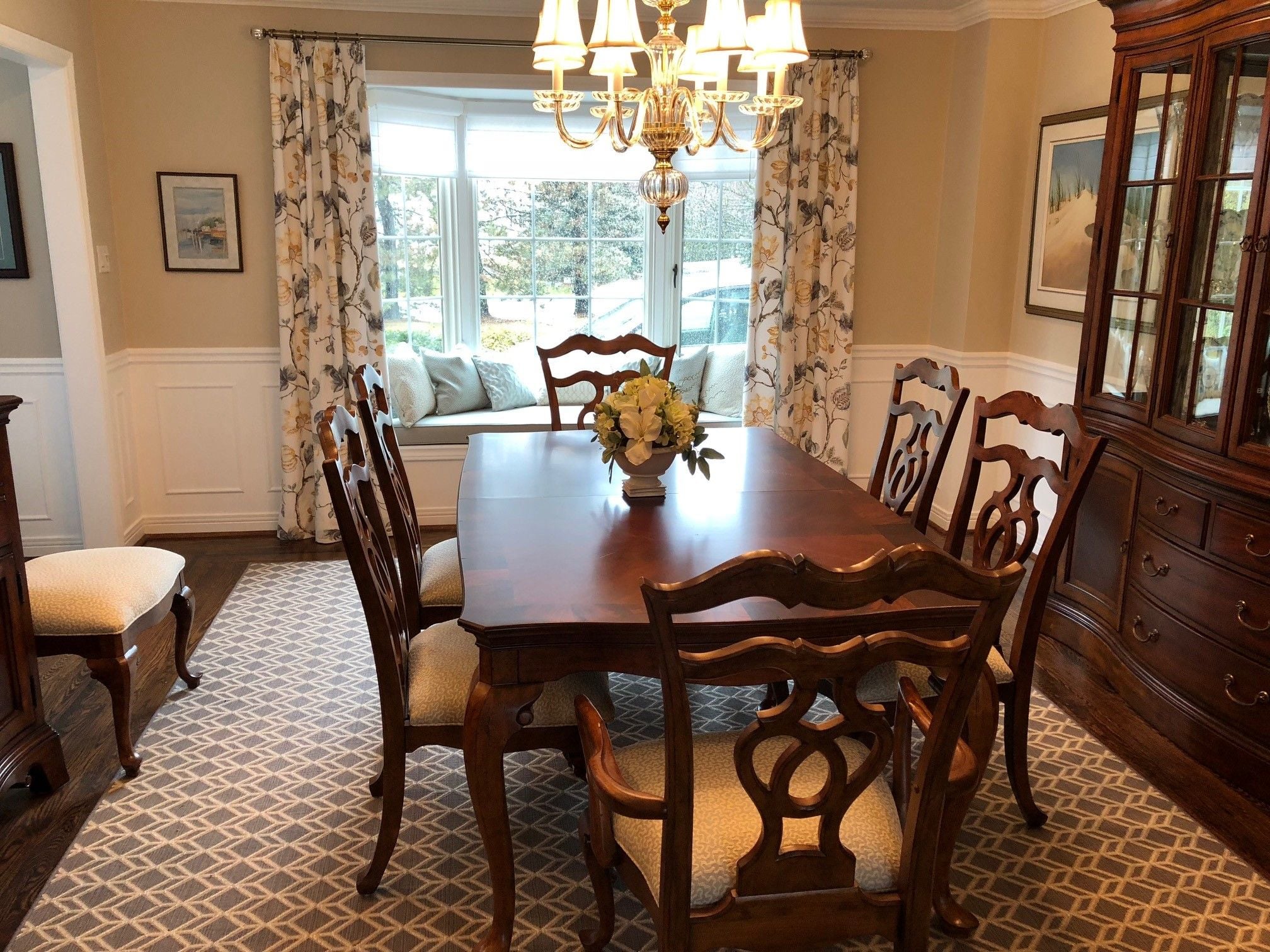 Drapes Image -63592e31a0701