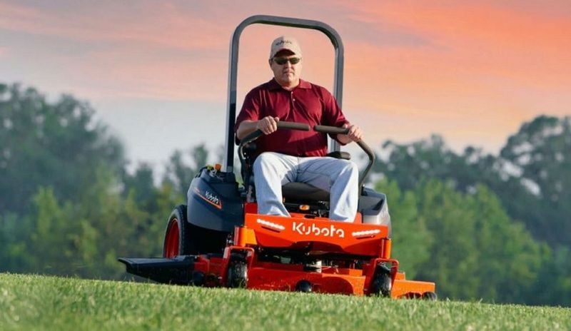Z200 Series Zero-turn Mowers