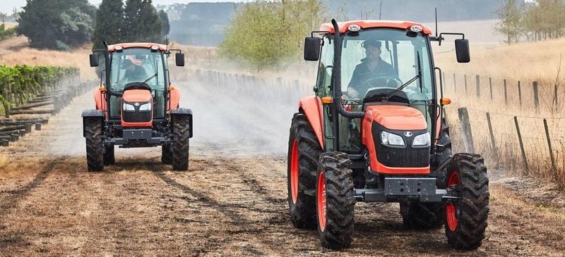 M7040 ROPS & CAB M7040 ROPS & CAB