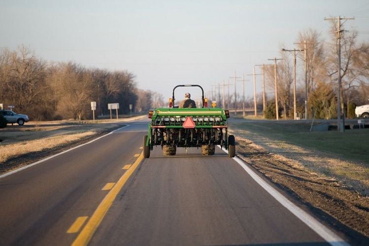 Drawbar Pull Min-till Drill 800