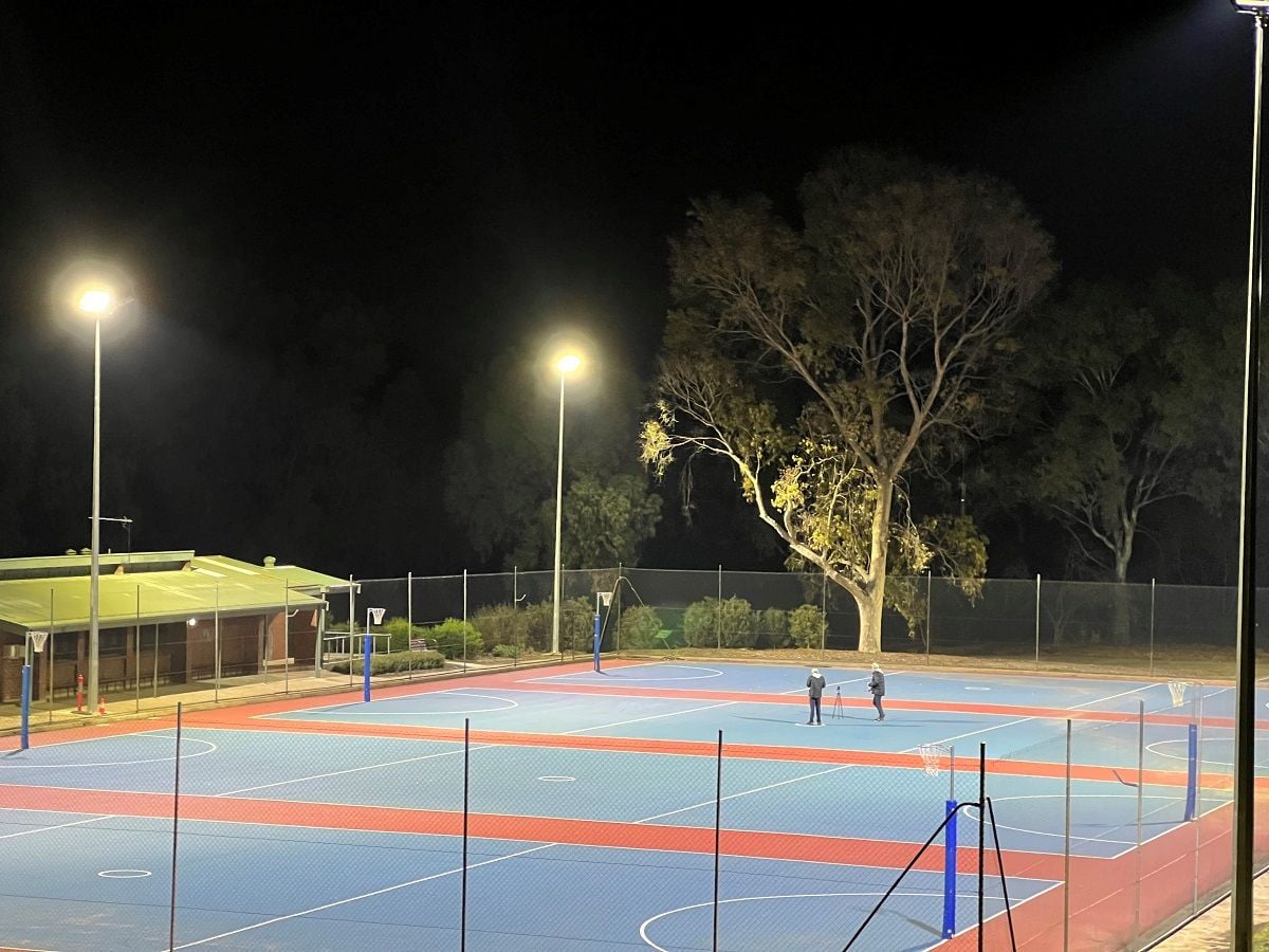 Tea Tree Gully Sports Lighting Image -63a2a43c50bfb