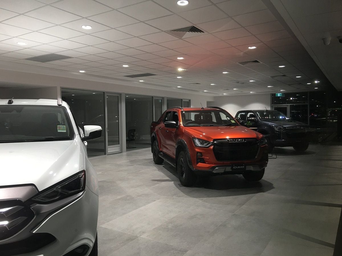 Isuzu Image -63a3c37b6610d