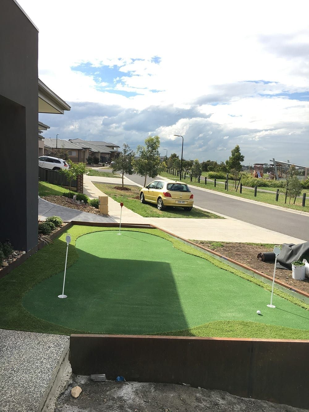 Putting Greens Image -6340b818dff6a