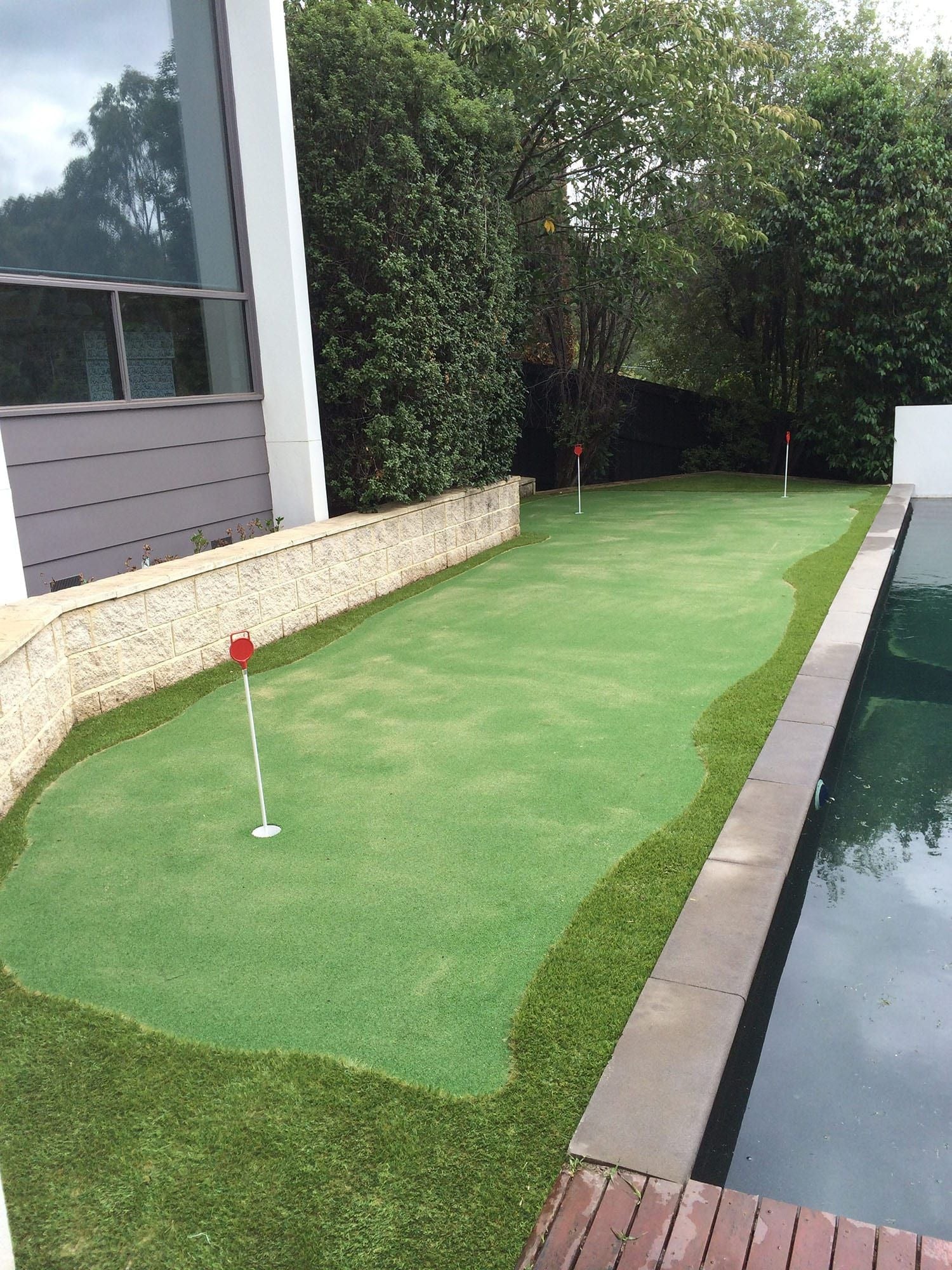 Putting Greens Image -6340b88989eee