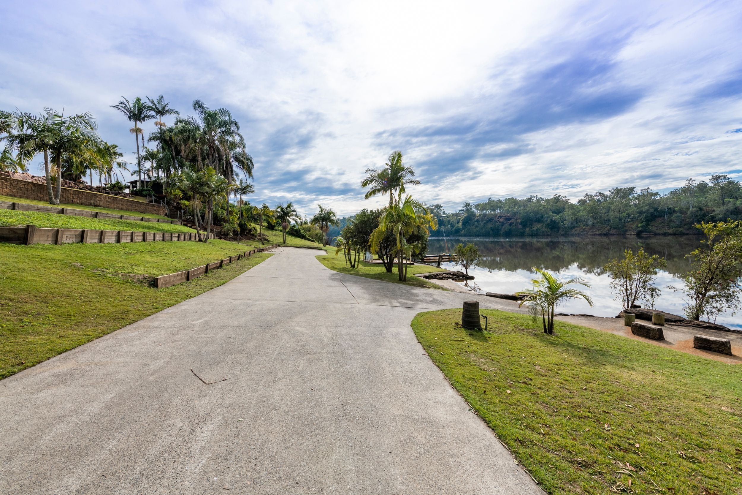 Clarence River House Gallery Image -634ca5b71a2b1