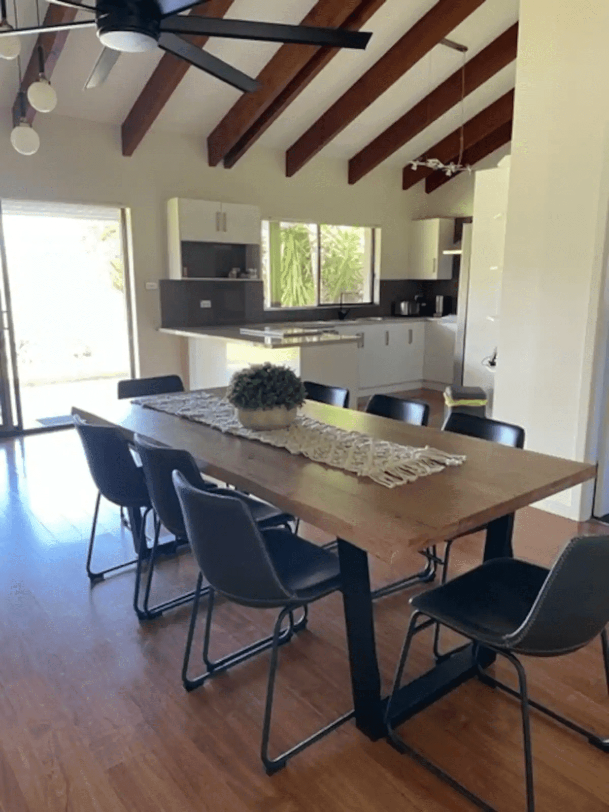 Clarence River House Gallery Image -634dde1c95435