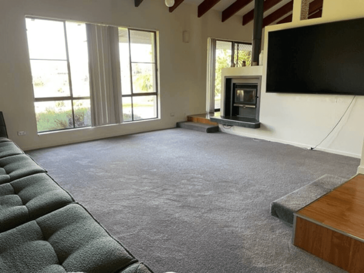 Clarence River House Gallery Image -634dde1d87f10