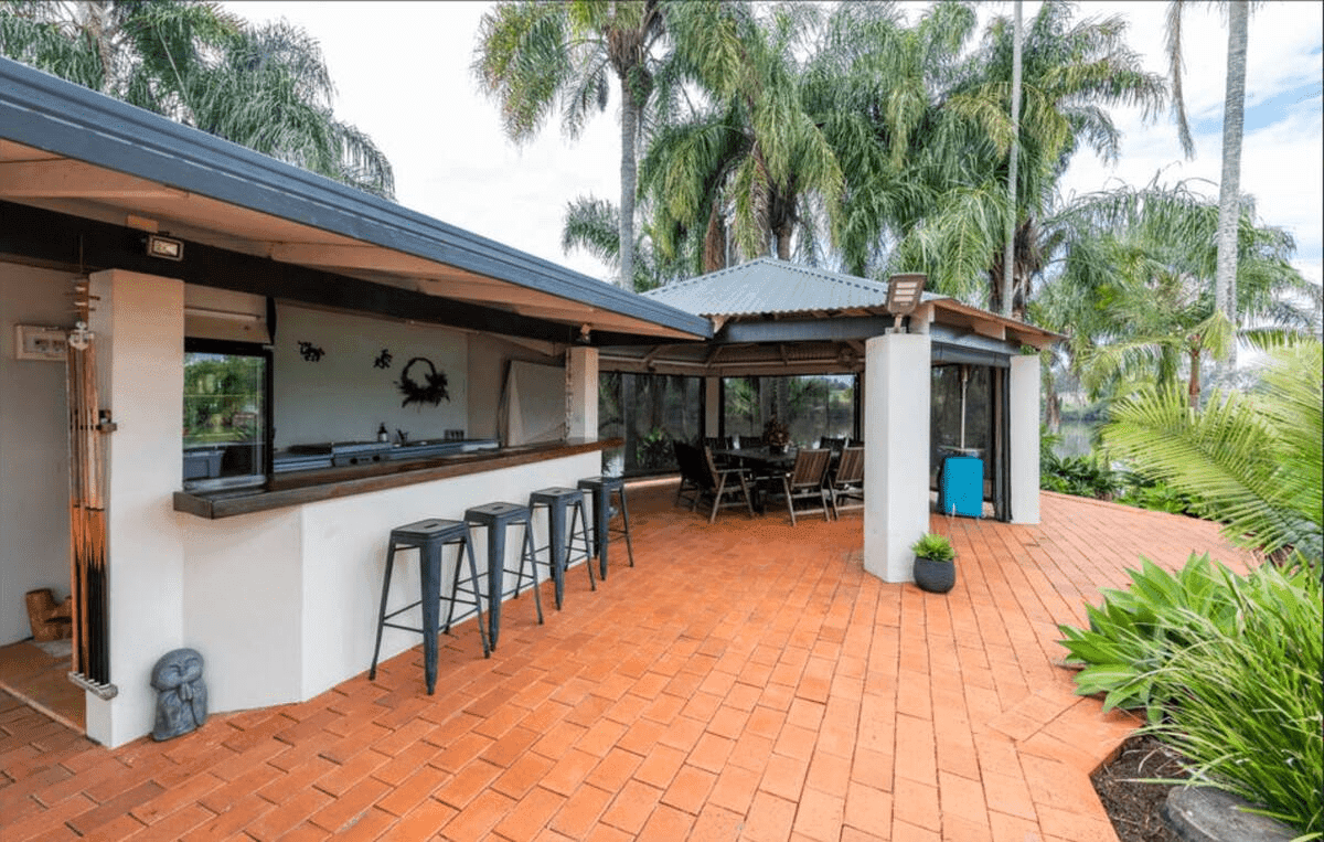 Clarence River House Gallery Image -634dde1e5de8e