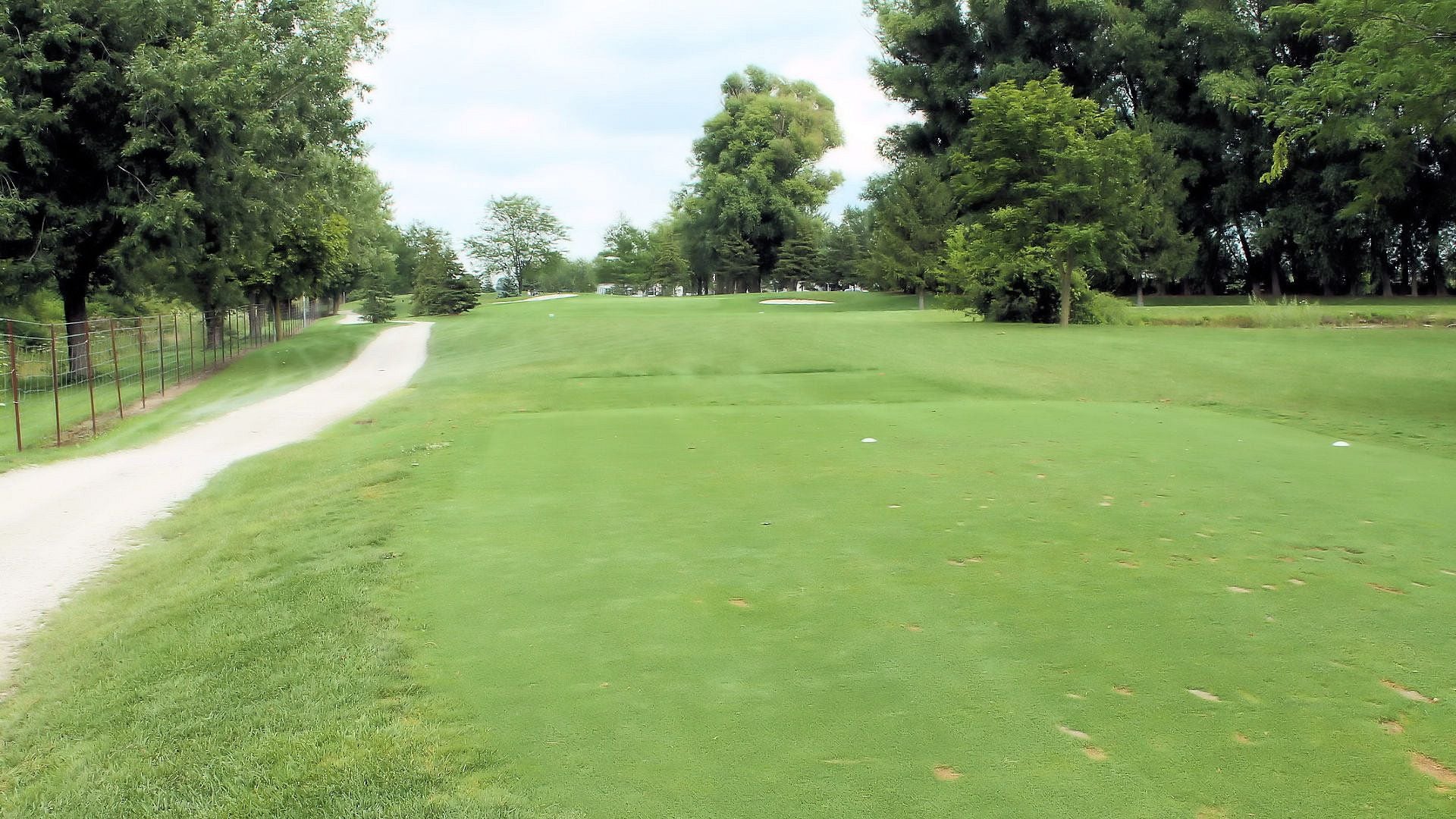 Wildwood Golf Course Image -64ff6a20bb4f5