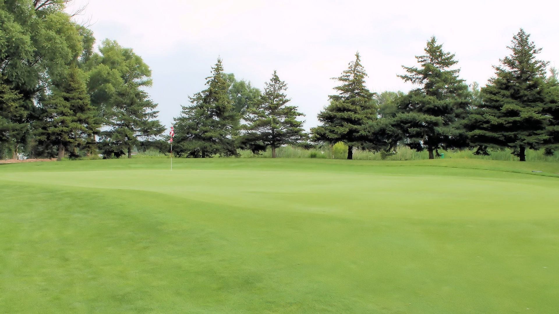 Wildwood Golf Course Image -64ff6a20d2c98