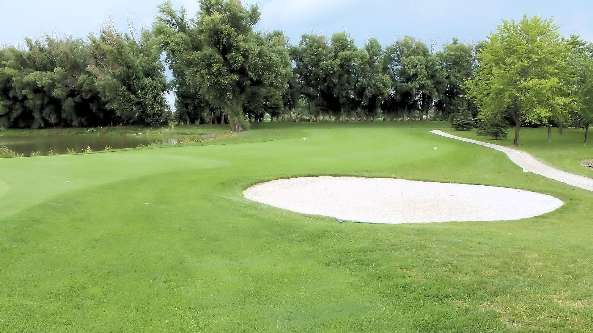 Wildwood Golf Course Image -64ff6a2137390