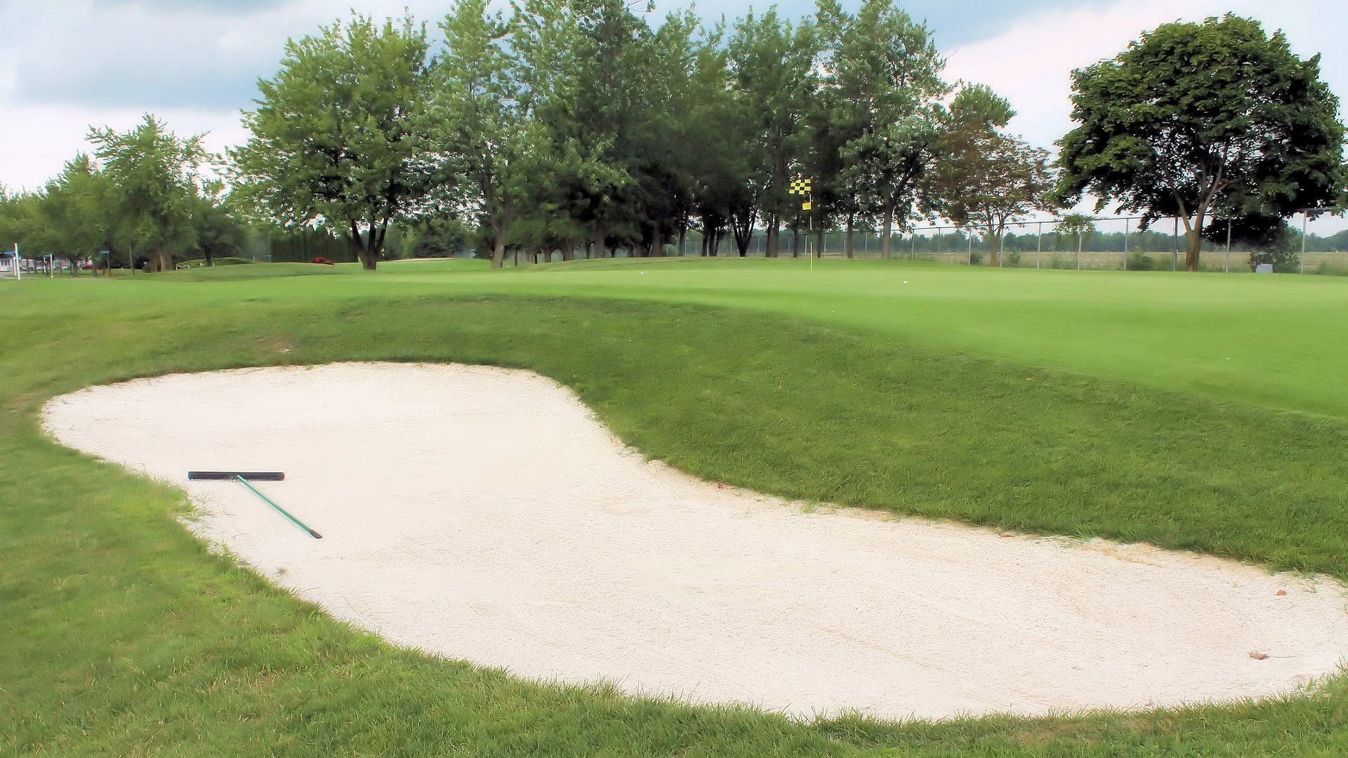 Wildwood Golf Course Image -64ff6a2279e53