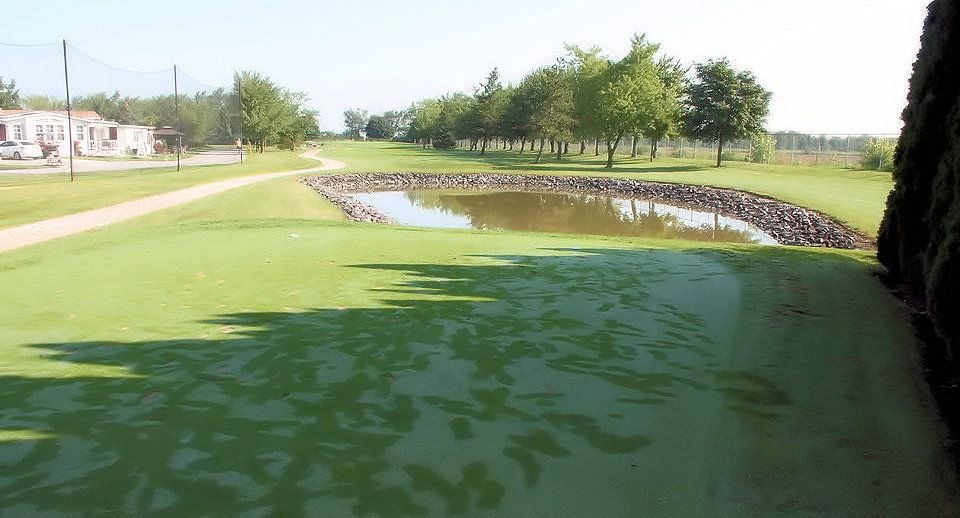 Wildwood Golf Course Image -64ff6a238629c