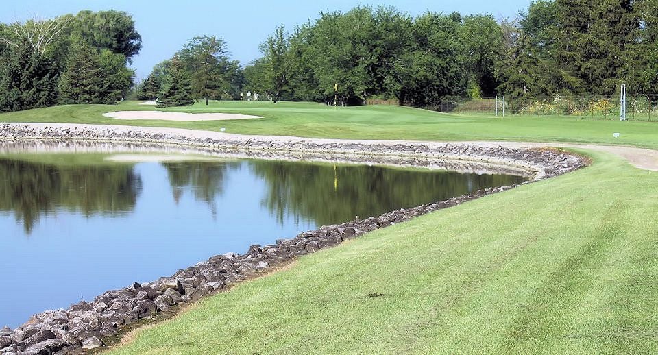 Wildwood Golf Course Image -64ff6a2407e59