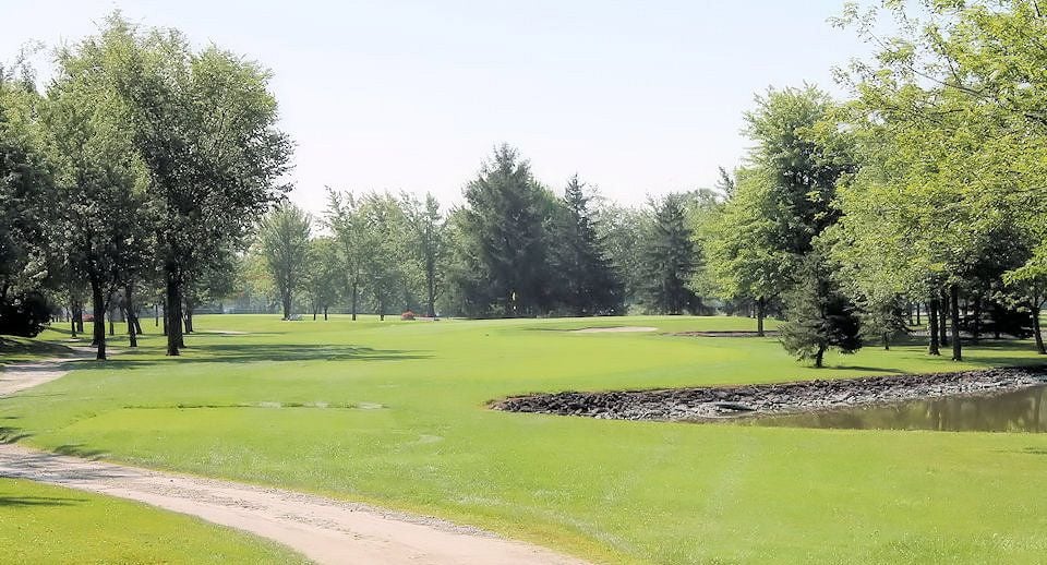 Wildwood Golf Course Image -64ff6a24c184f