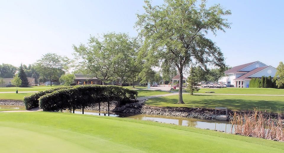 Wildwood Golf Course Image -64ff6a25d946b