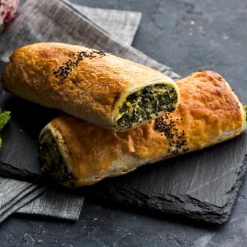 Spinach & Fetta Gourmet Roll