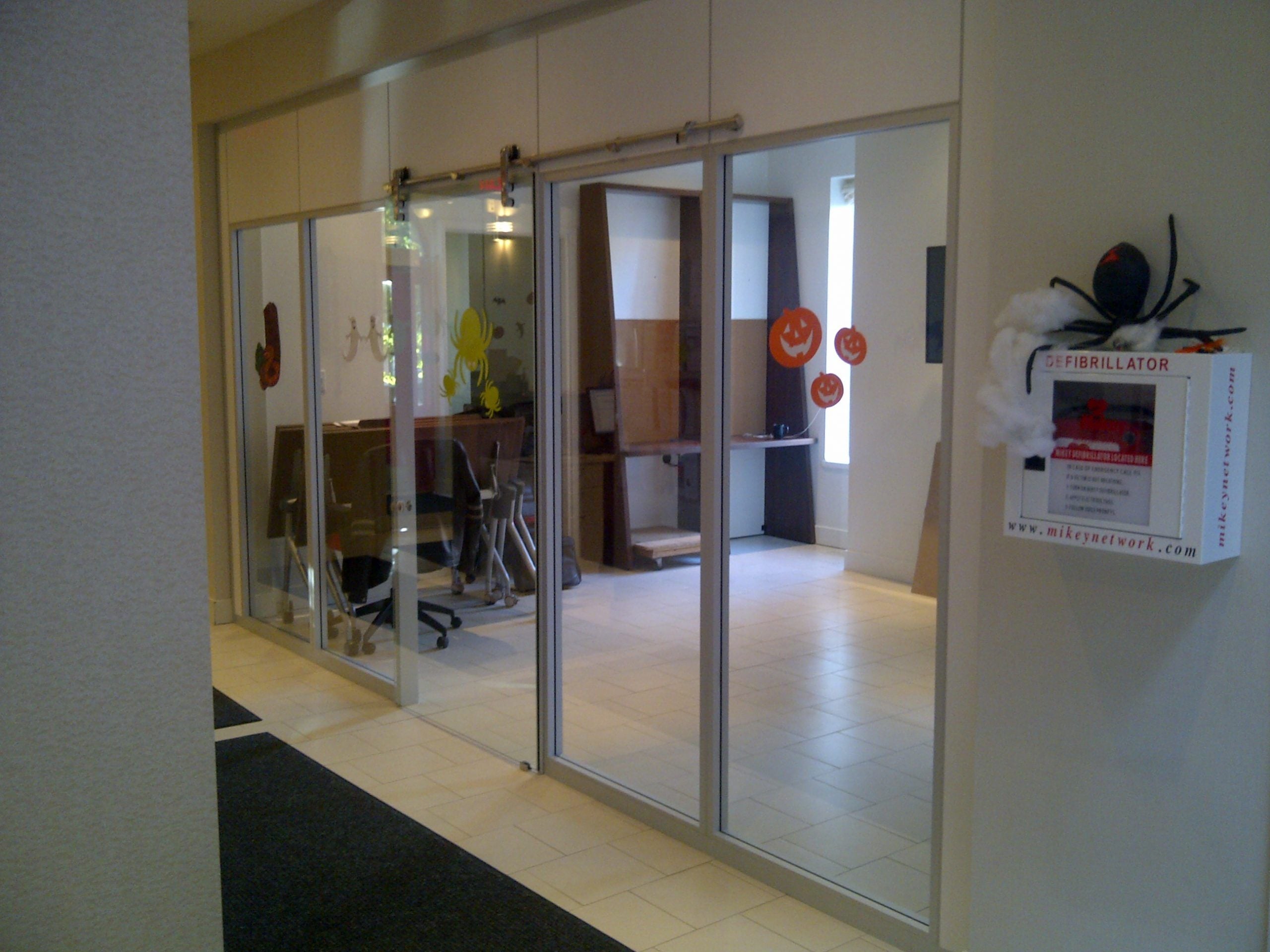 Glass Walls Image -6595bd6909bdb