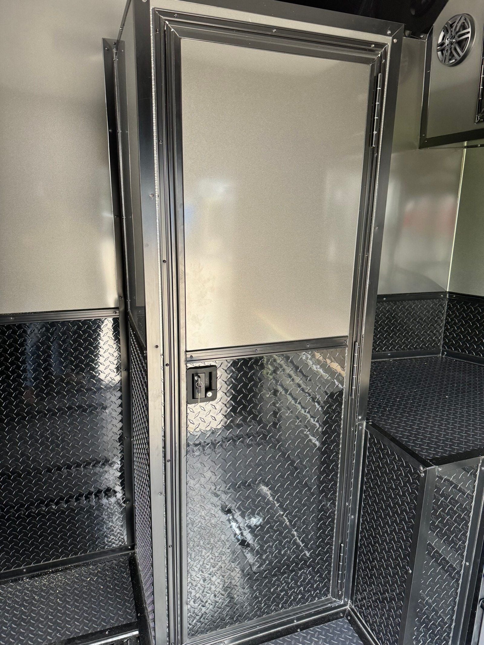 Custom Race Car Trailers Image -660c0266c1ed1