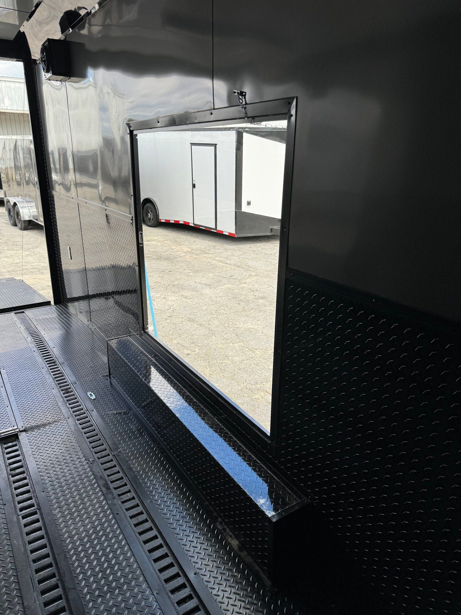 Custom Race Car Trailers Image -660c026b1cf42