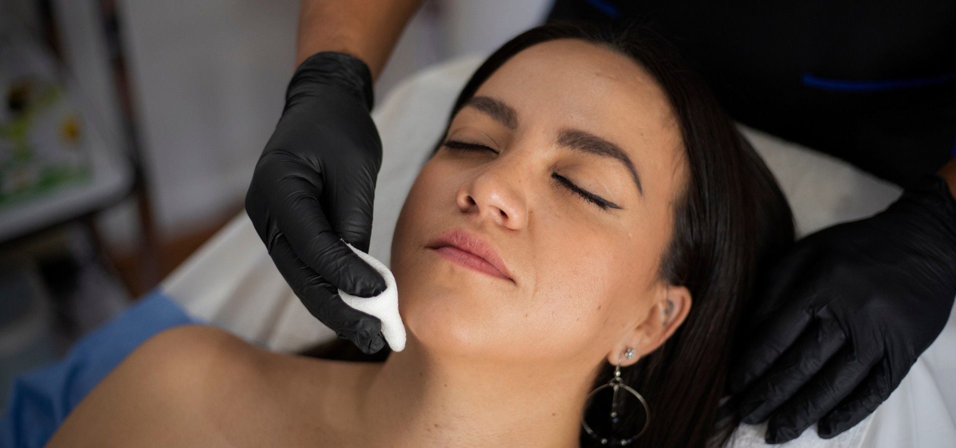 Facial Rejuvenation: Modern Treatments to Restore Confidence and Natural Beauty Facial Rejuvenation: Modern Treatments to Restore Confidence and Natural Beauty