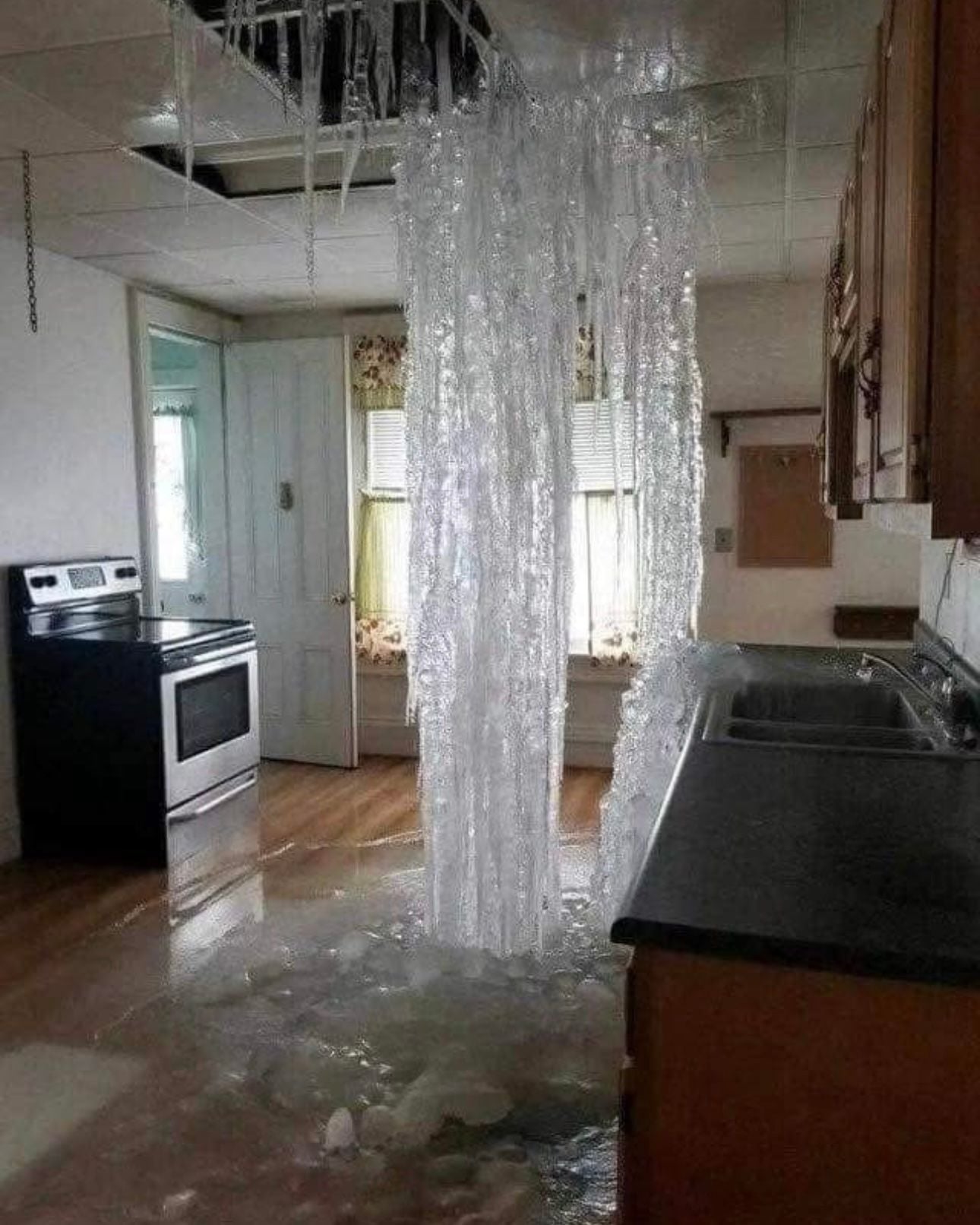 Before the Deep Freeze: How to Prep Your Furnace for a -30°C Alberta Cold Snap