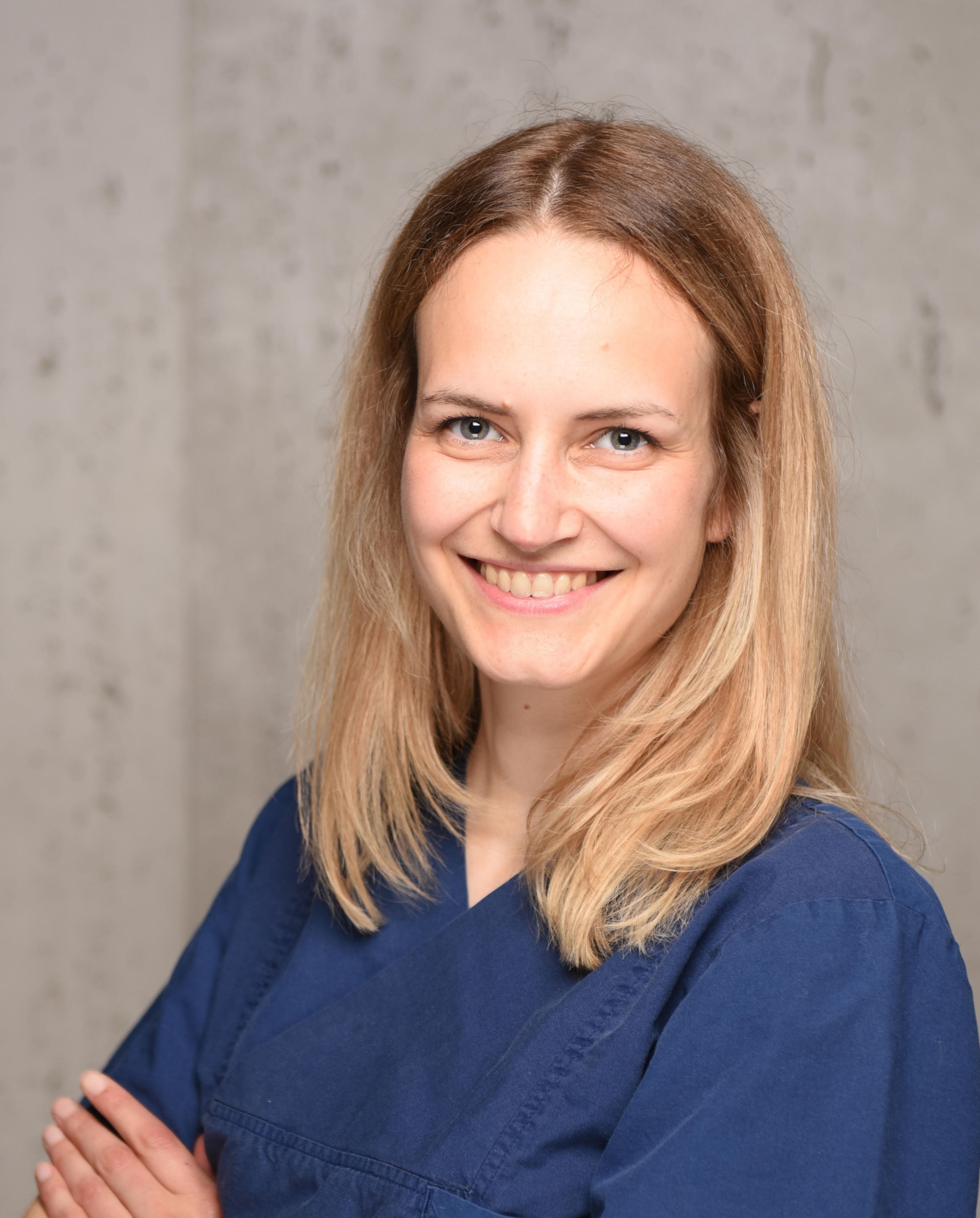 Dr Anne Marx Dr Anne Marx